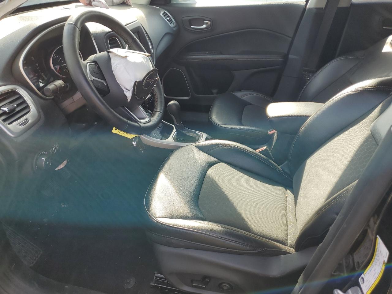 2019 Jeep Compass Latitude VIN: 3C4NJDBB8KT645929 Lot: 75703734