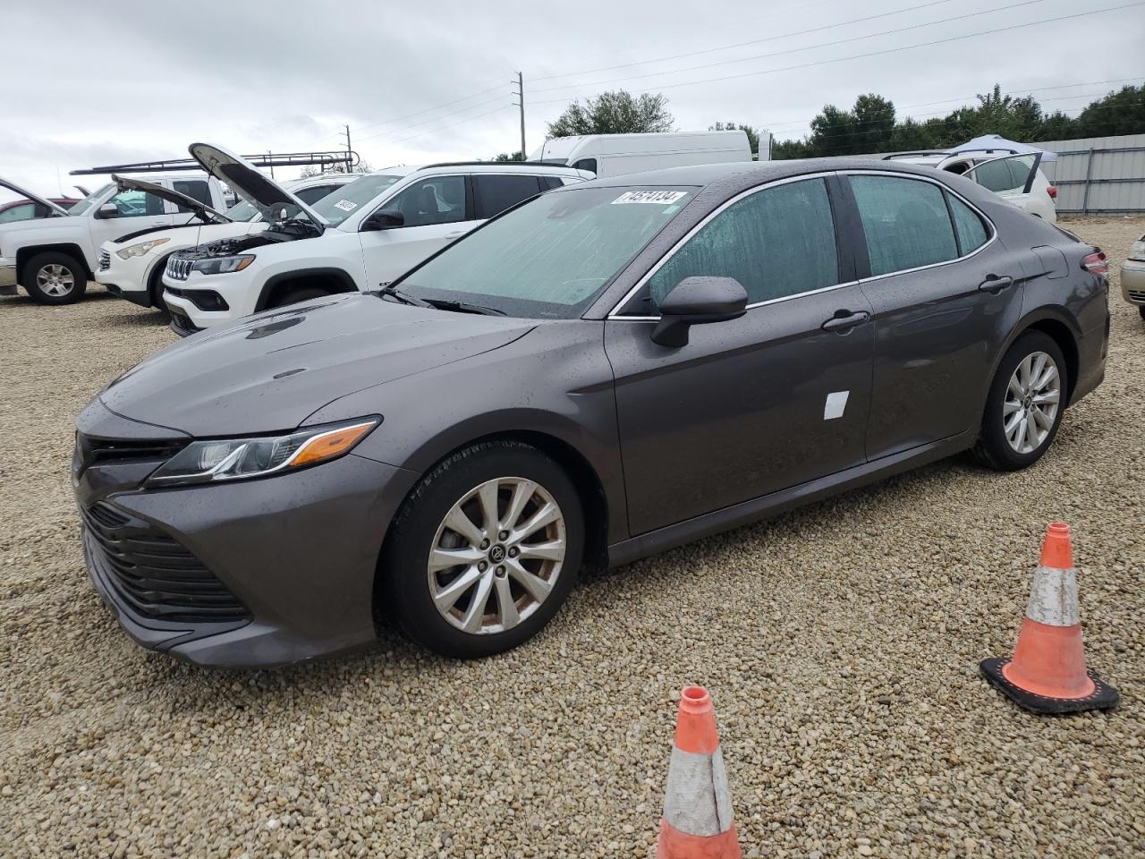 4T1B11HK1KU268208 2019 TOYOTA CAMRY - Image 1