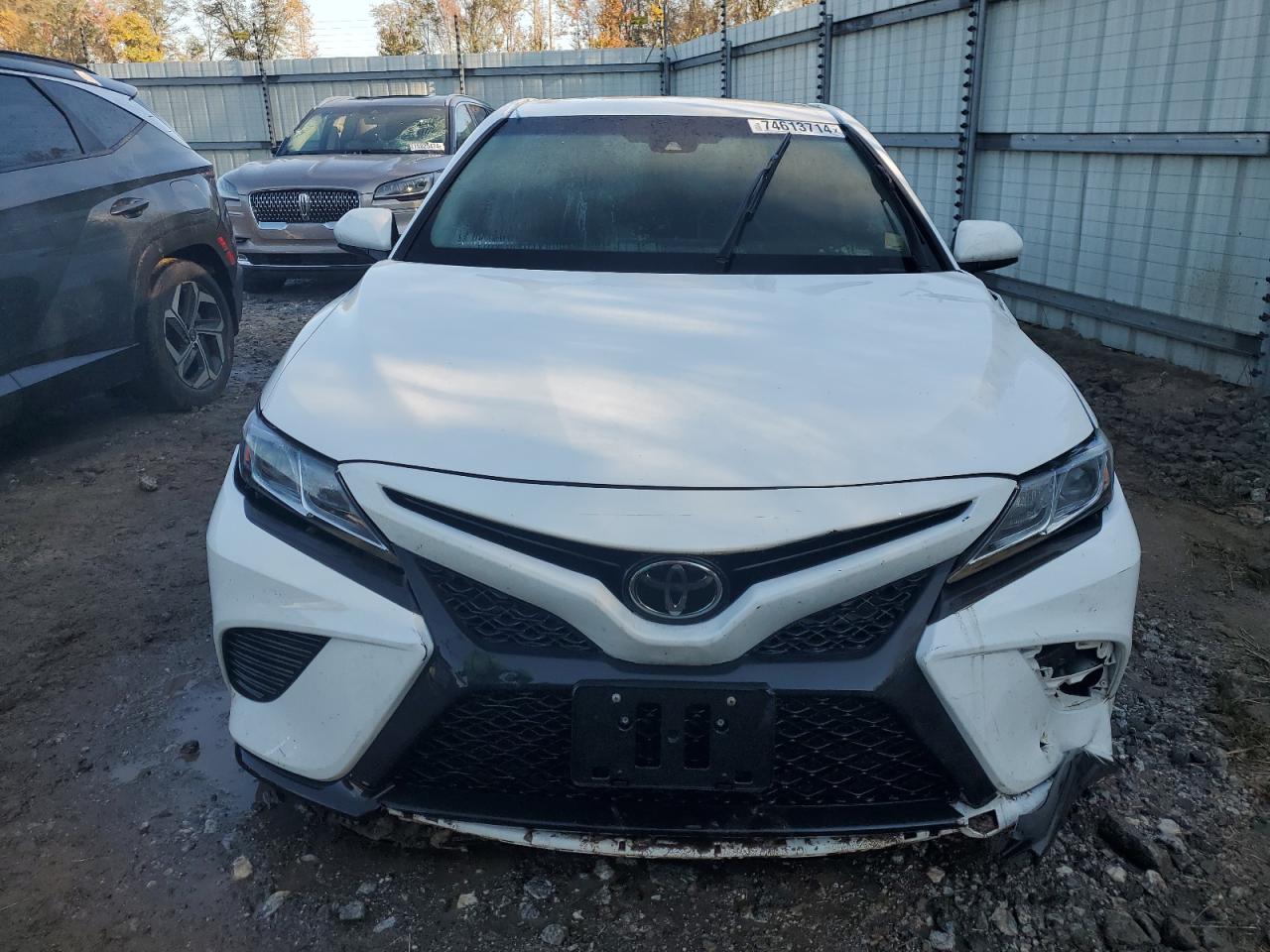 VIN 4T1B11HK5JU596052 2018 TOYOTA CAMRY no.5