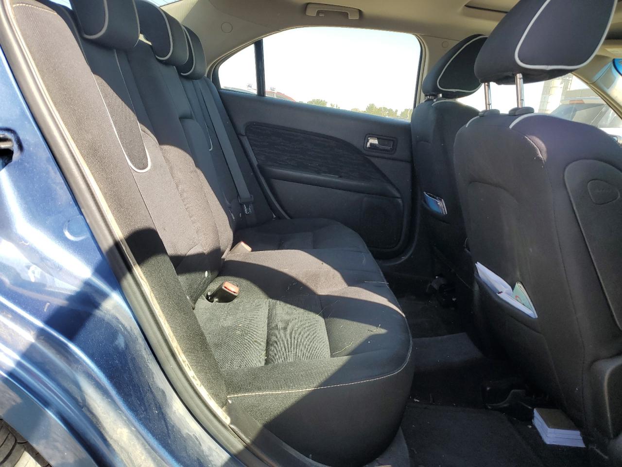 2010 Ford Fusion Se VIN: 3FAHP0HA7AR226944 Lot: 74441044