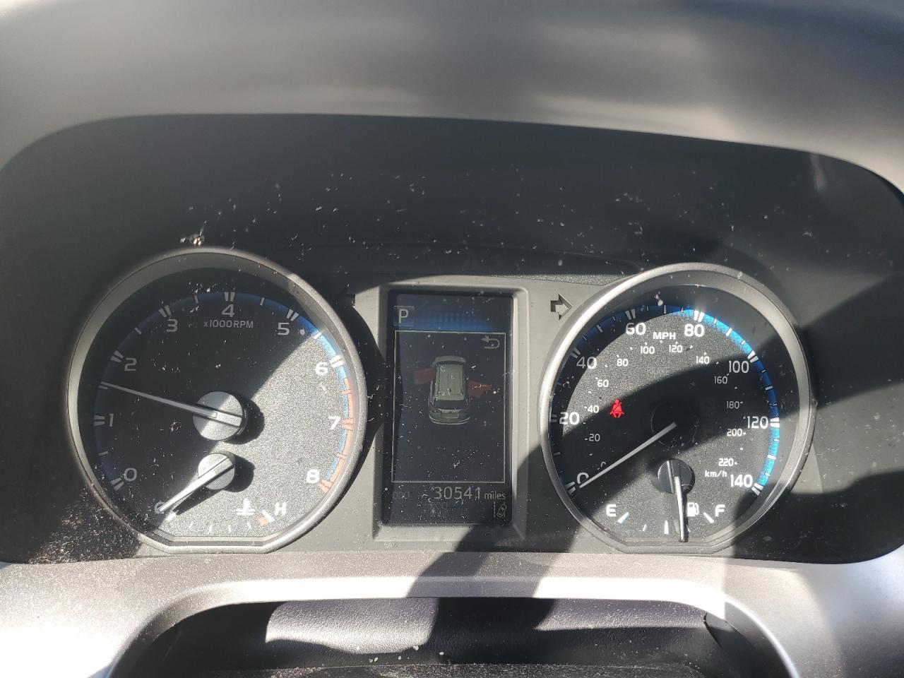 2018 Toyota RAV 4 - Image 9
