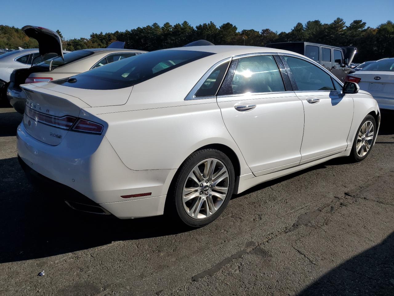 VIN 3LN6L2J99GR611449 2016 LINCOLN MKZ no.3