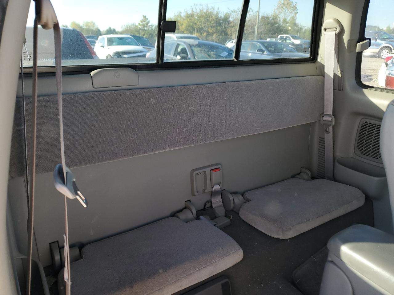 2002 Toyota Tacoma - Image 10