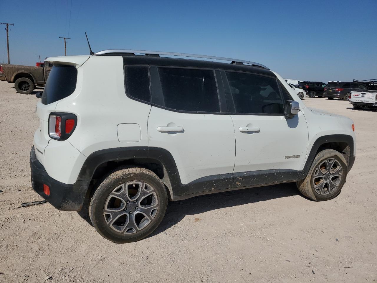 2018 Jeep Renegade - Image 3