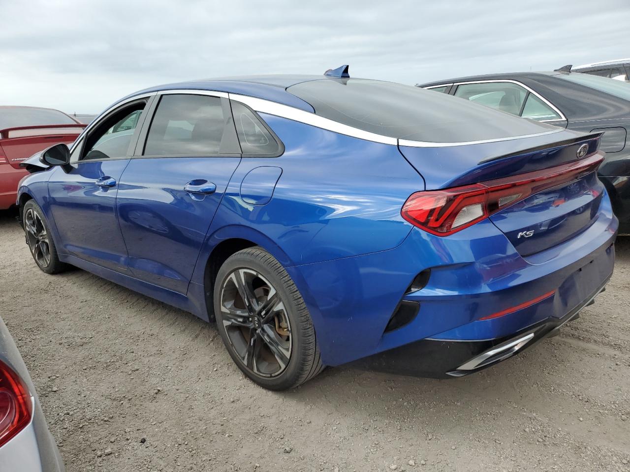 2021 Kia K5 - Image 2
