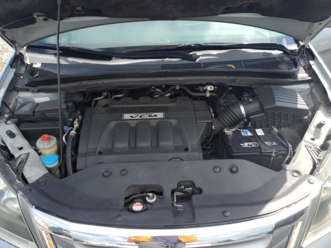 2009 Honda Odyssey - Image 12