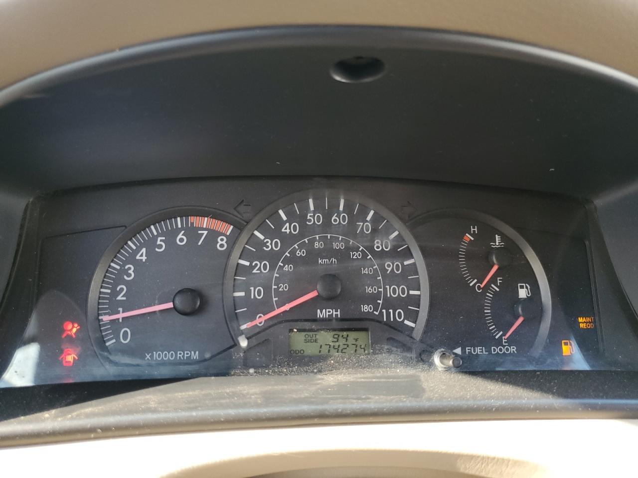 2005 Toyota Corolla - Image 9