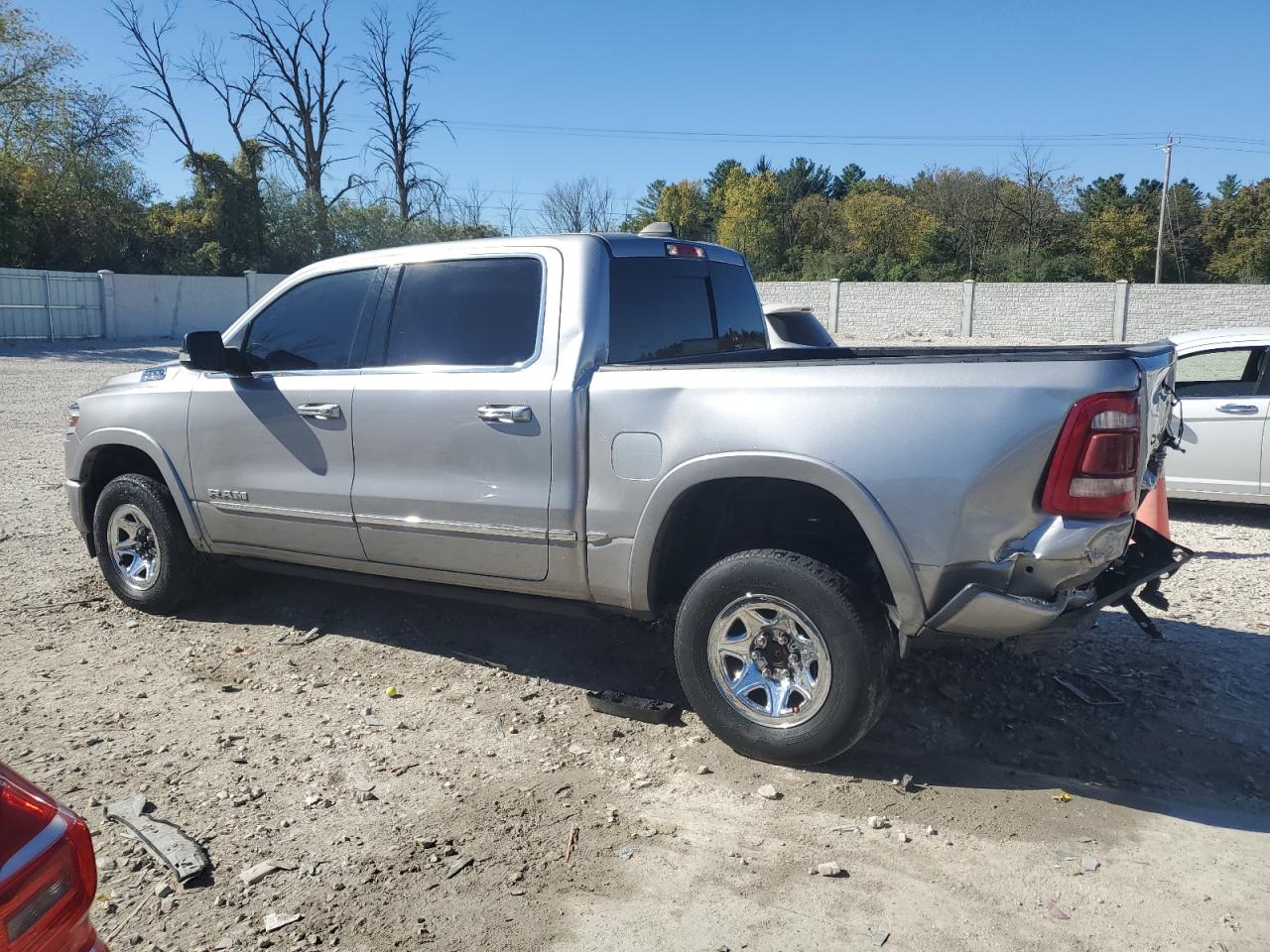 2019 RAM 1500 - Image 2