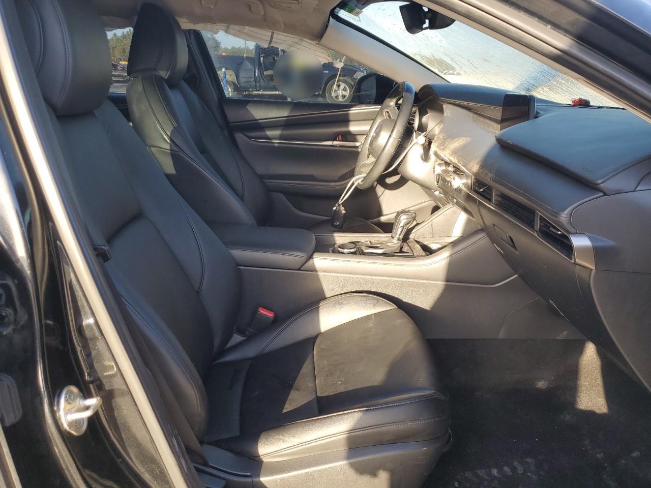 2021 Mazda 3 - Image 7