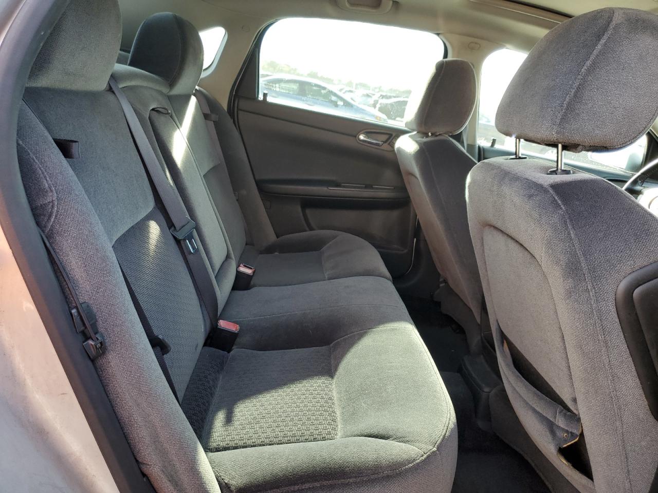 2012 Chevrolet Impala - Image 11