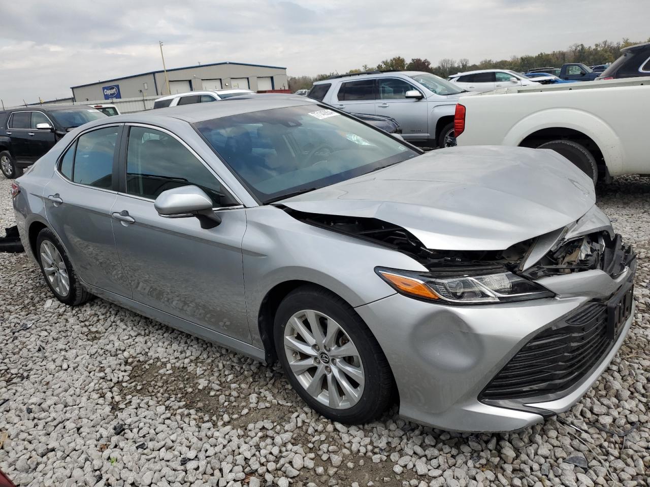 2018 Toyota Camry L VIN: 4T1B11HK9JU548487 Lot: 77142854