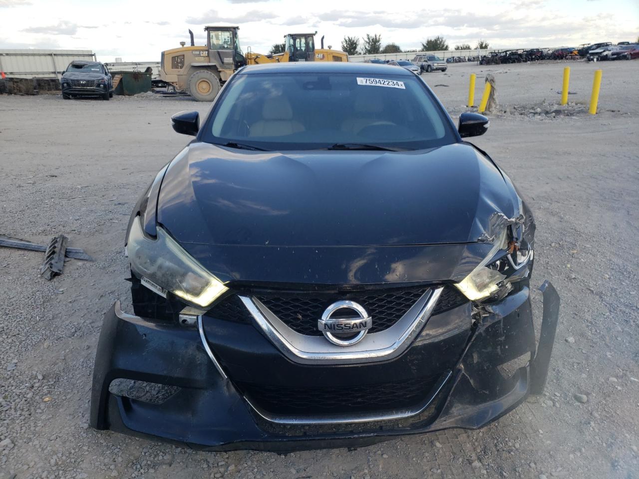 2017 Nissan Maxima - Image 5