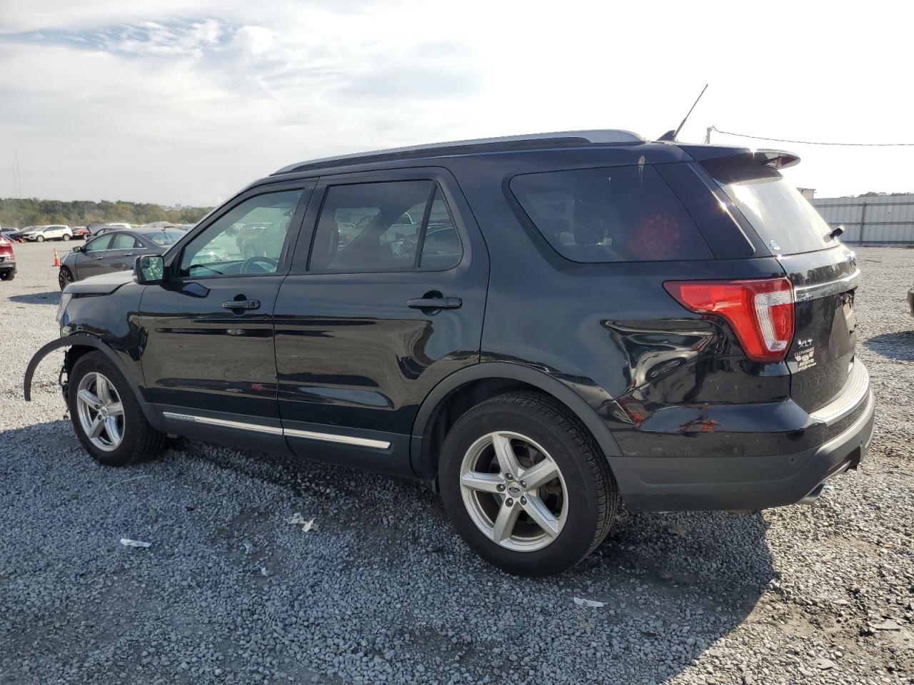 1FM5K7D81JGA41234 2018 Ford Explorer Xlt