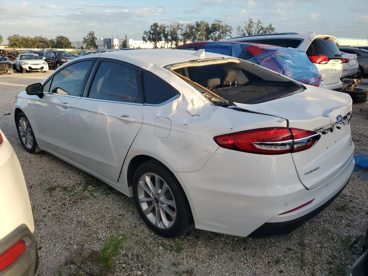 3FA6P0LU9LR104517 2020 FORD FUSION - Image 2