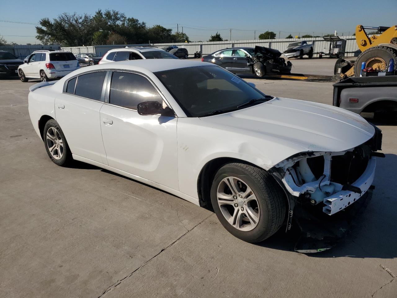 VIN 2C3CDXBG9GH199015 2016 DODGE CHARGER no.4