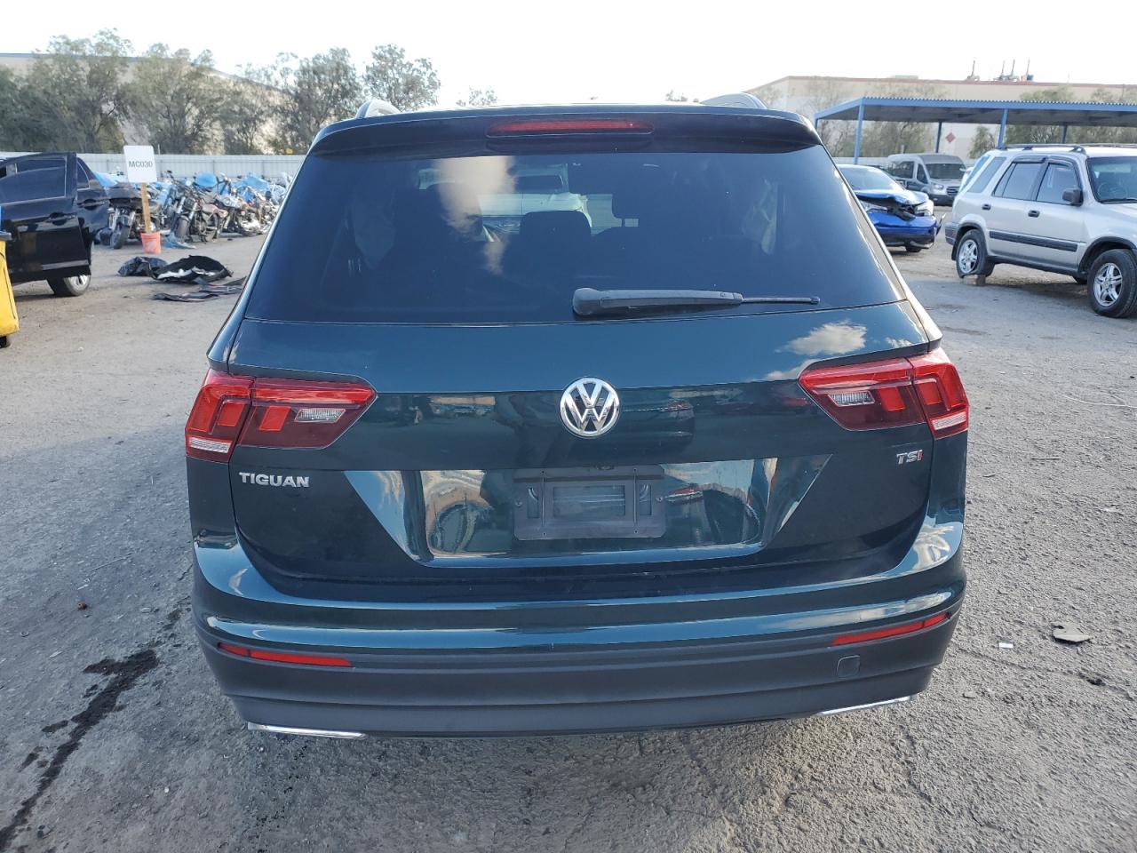 2018 Volkswagen Tiguan S VIN: 3VV1B7AXXJM108483 Lot: 76956014