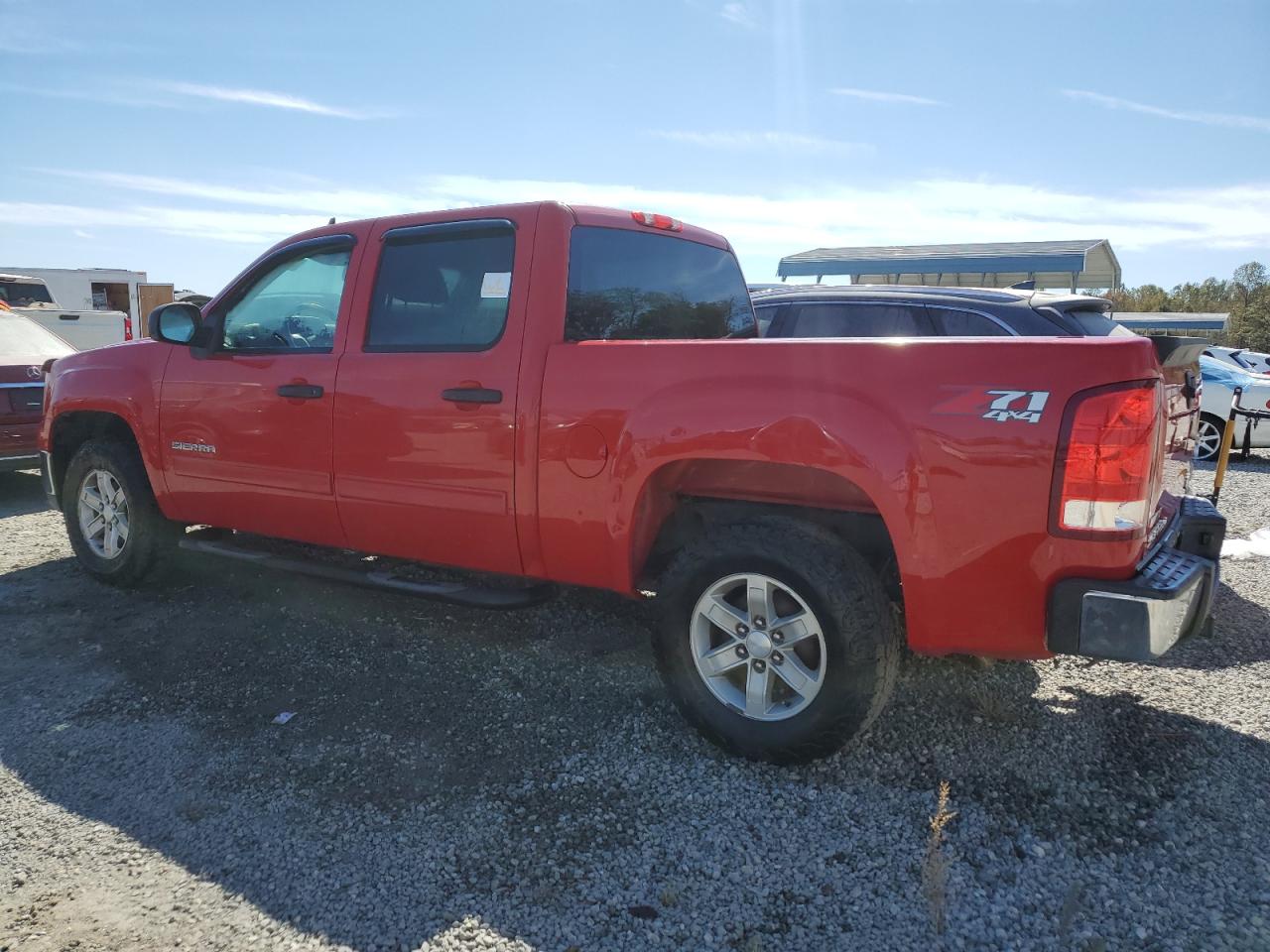 2011 GMC Sierra - Image 2