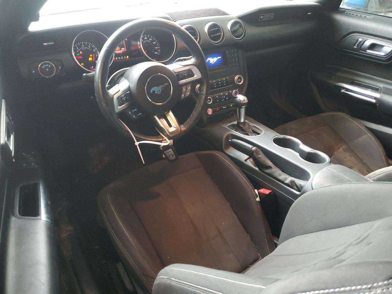 2020 Ford Mustang - Image 8