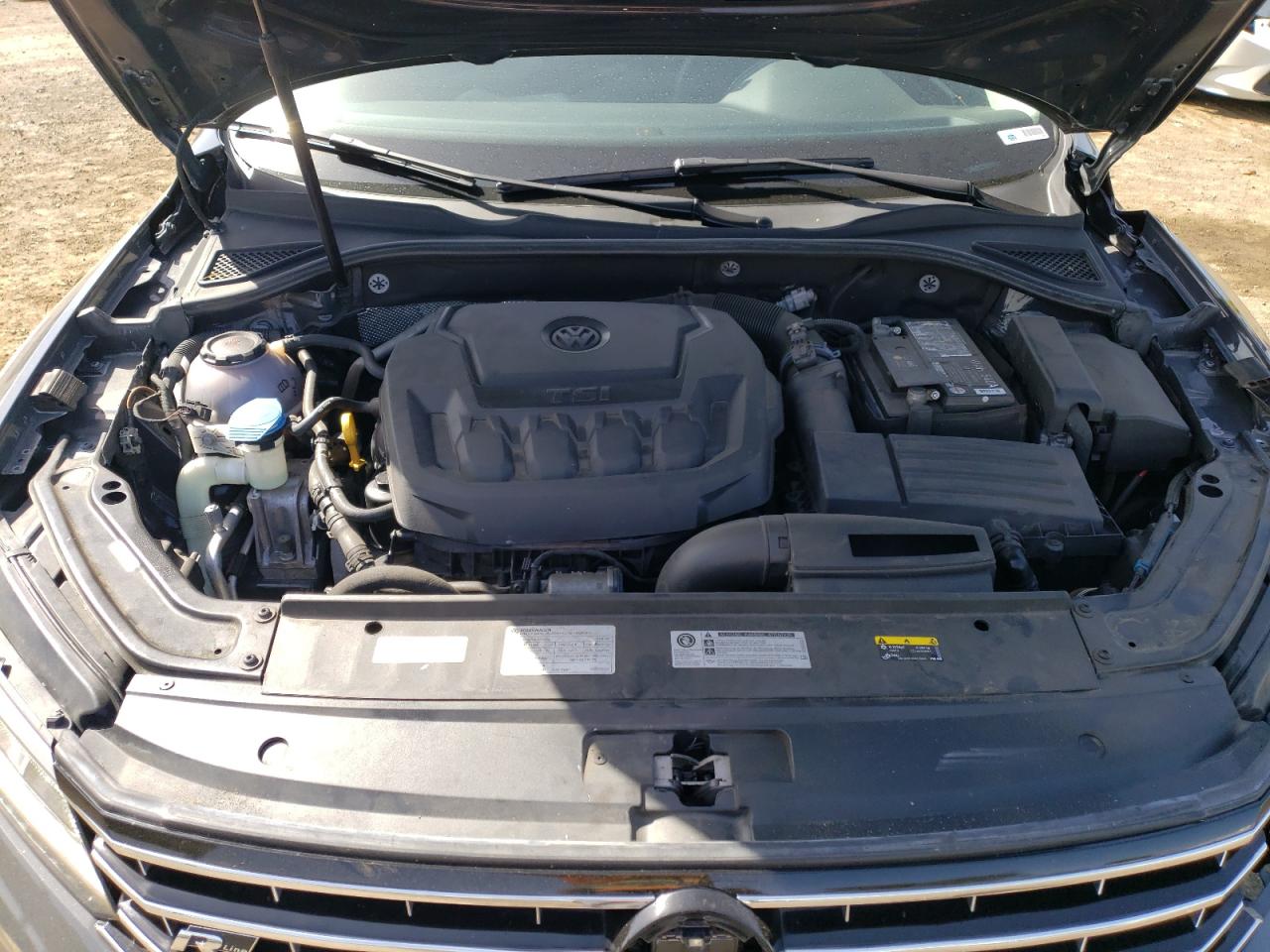 1VWAA7A33JC025149 2018 Volkswagen Passat S