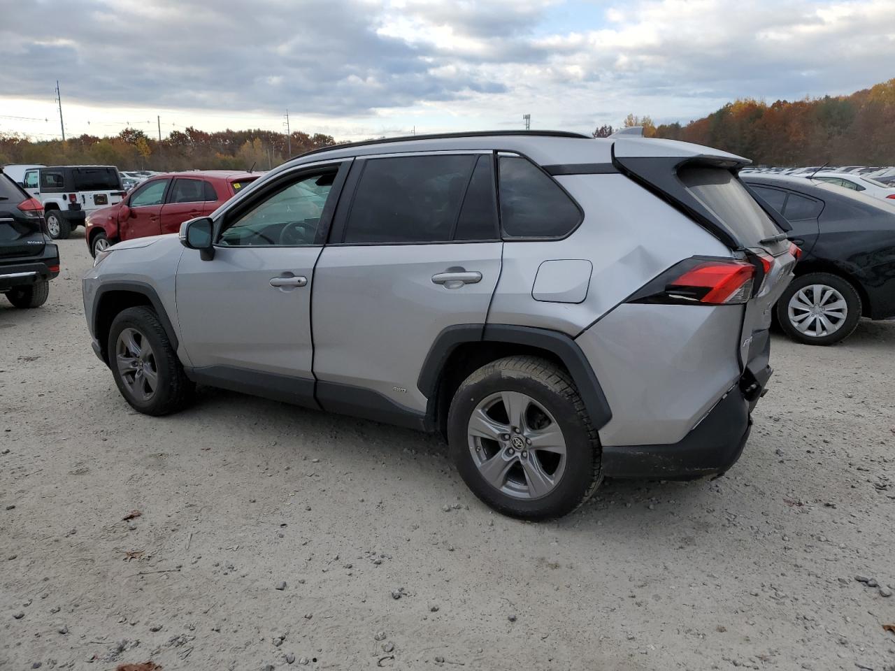 2022 Toyota RAV 4 - Image 2