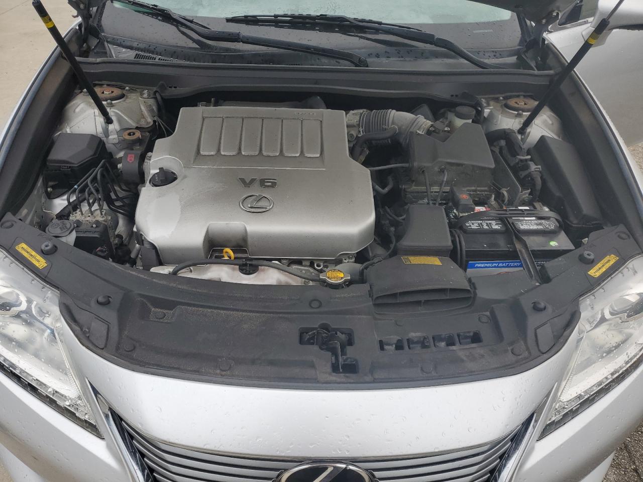 2014 Lexus ES - Image 11