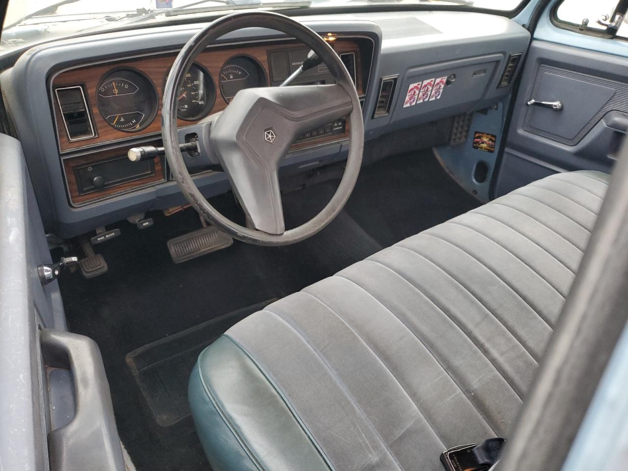 1988 Dodge D150 - Image 8