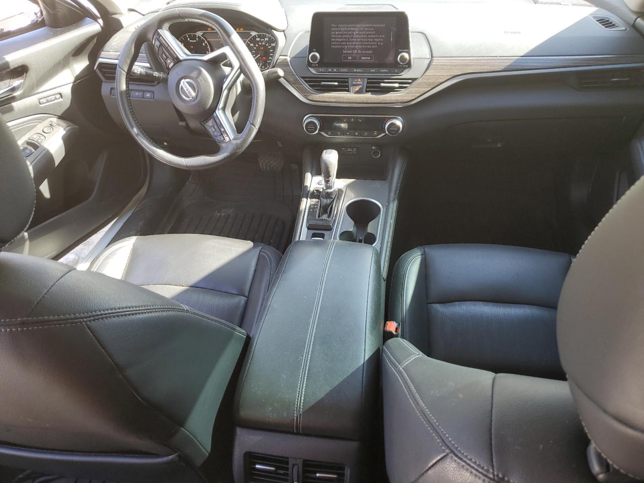 2019 Nissan Altima - Image 8