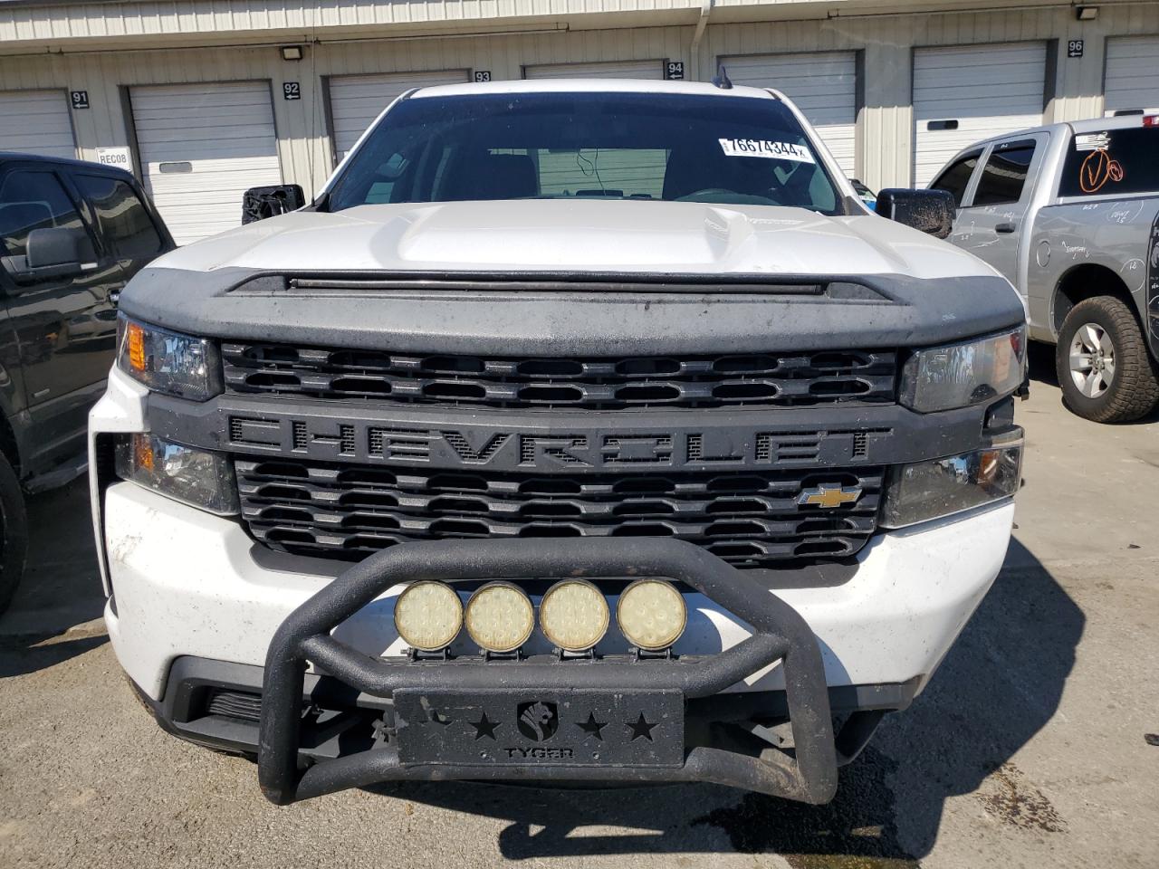 2020 Chevrolet Silverado - Image 5