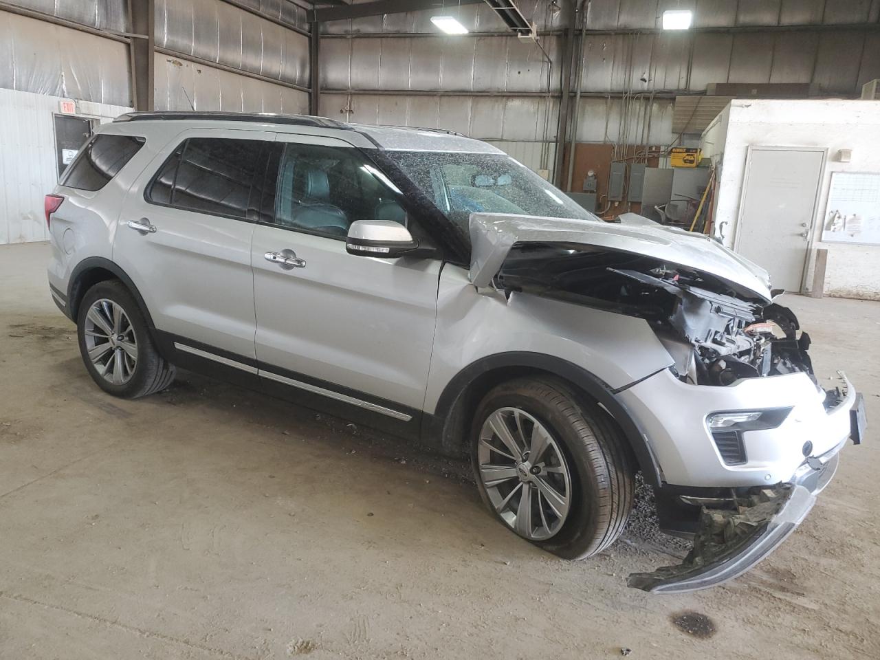 VIN 1FM5K8F85JGB33613 2018 FORD EXPLORER no.4