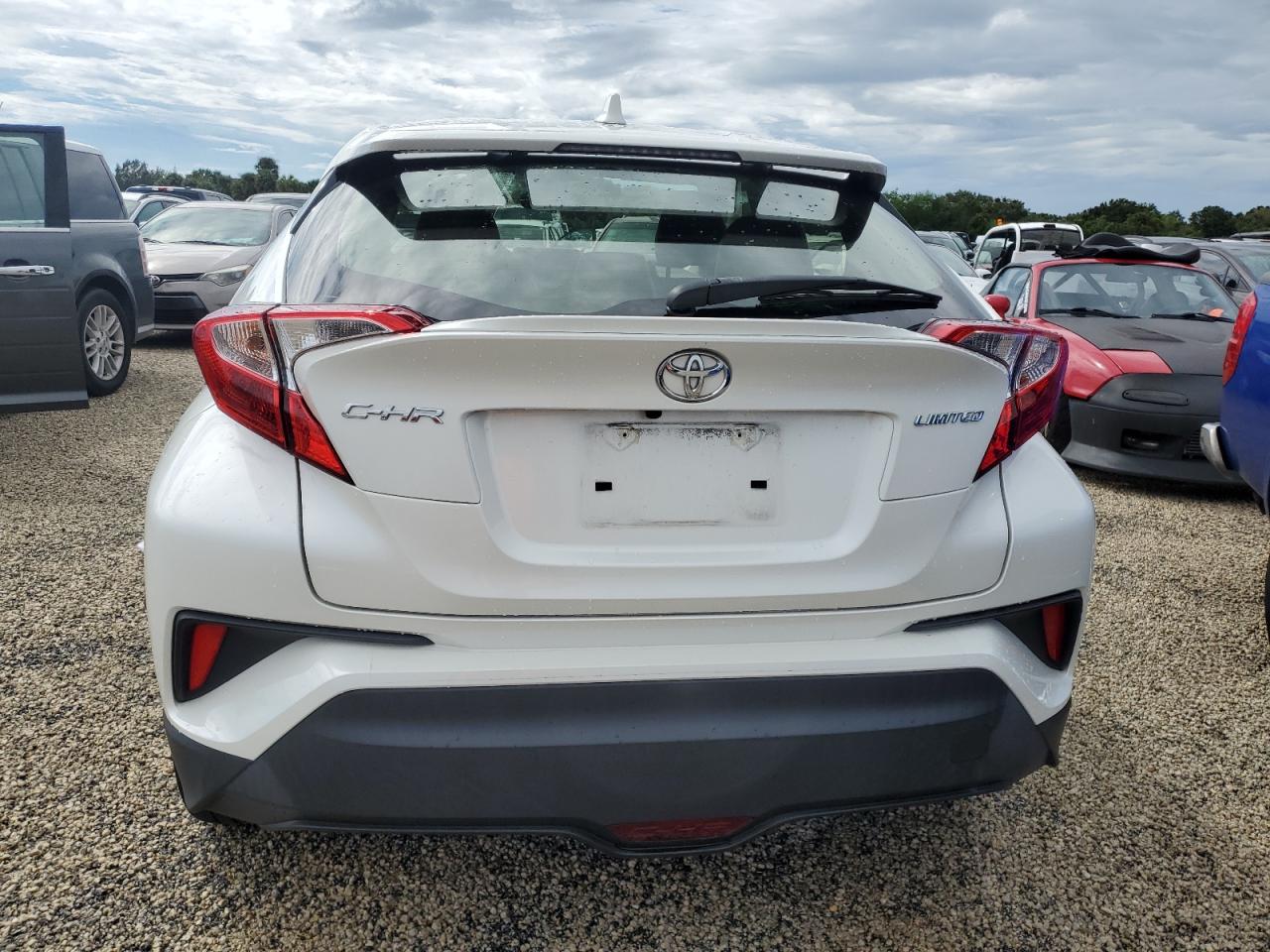 JTNKHMBX9L1088849 2020 Toyota C-Hr Xle