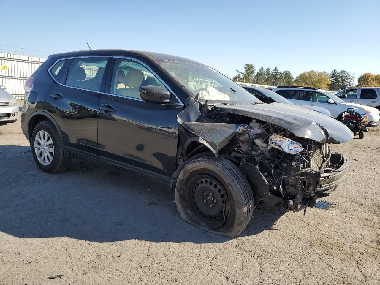 2016 Nissan Rogue - Image 4
