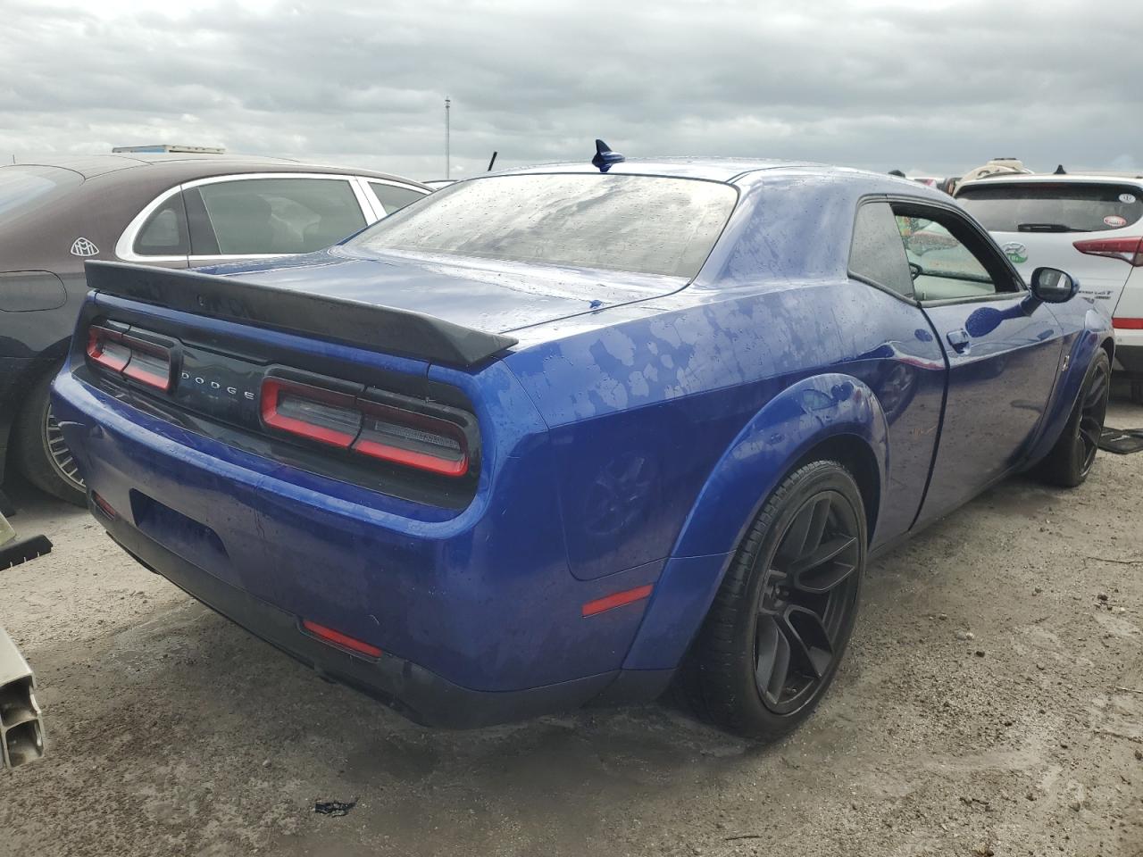 2019 Dodge Challenger - Image 3