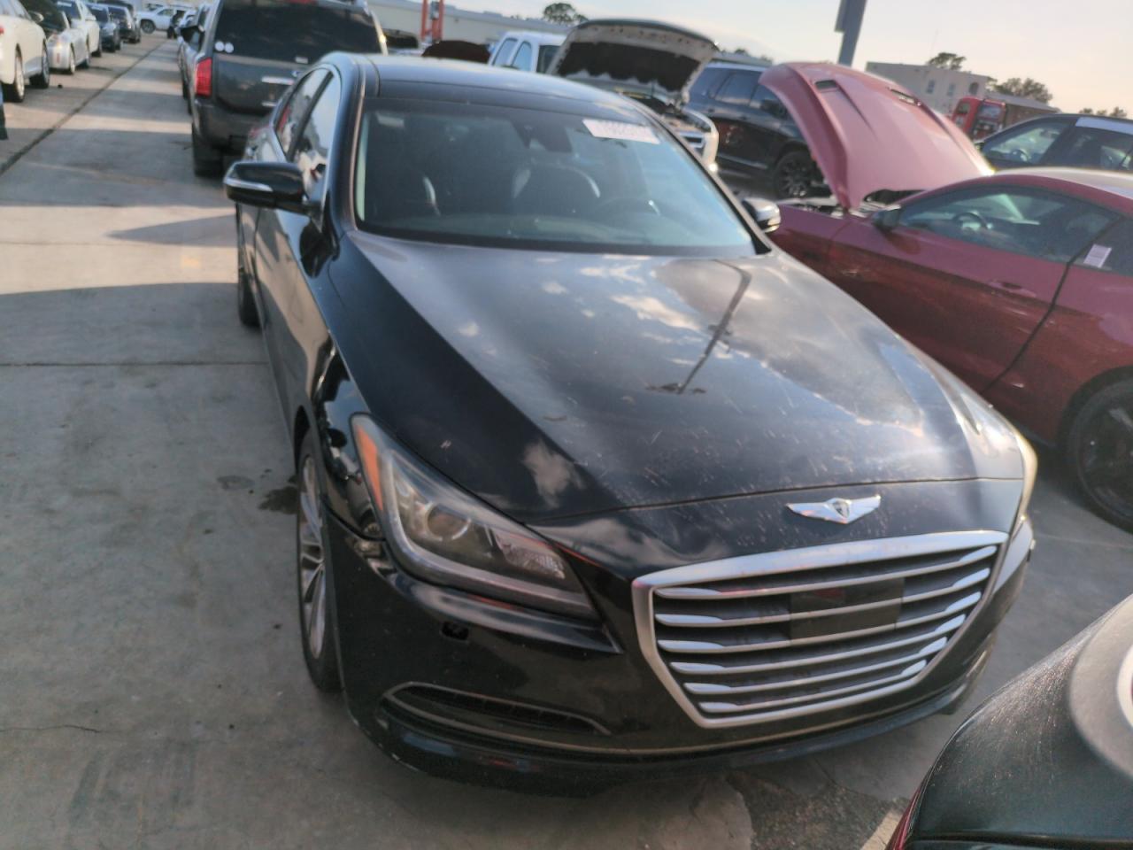 2015 Hyundai Genesis 3.8L VIN: KMHGN4JE4FU033386 Lot: 76025174