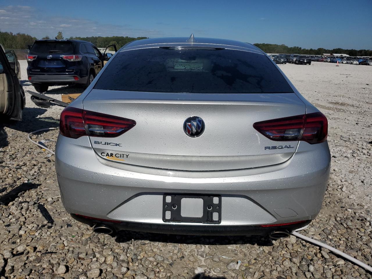 W04GL6SXXJ1090542 2018 Buick Regal Preferred