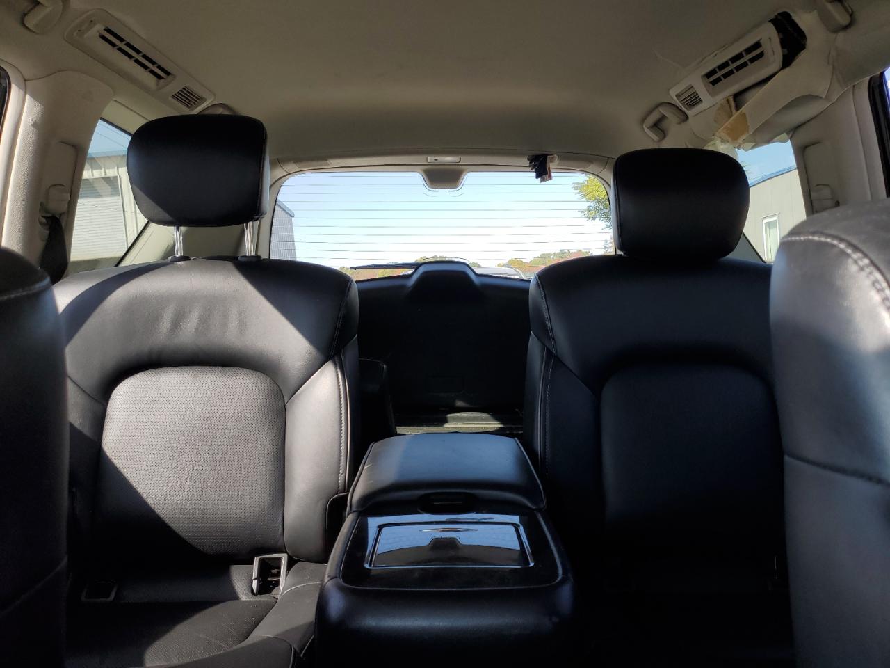 2021 Infiniti QX80 - Image 10