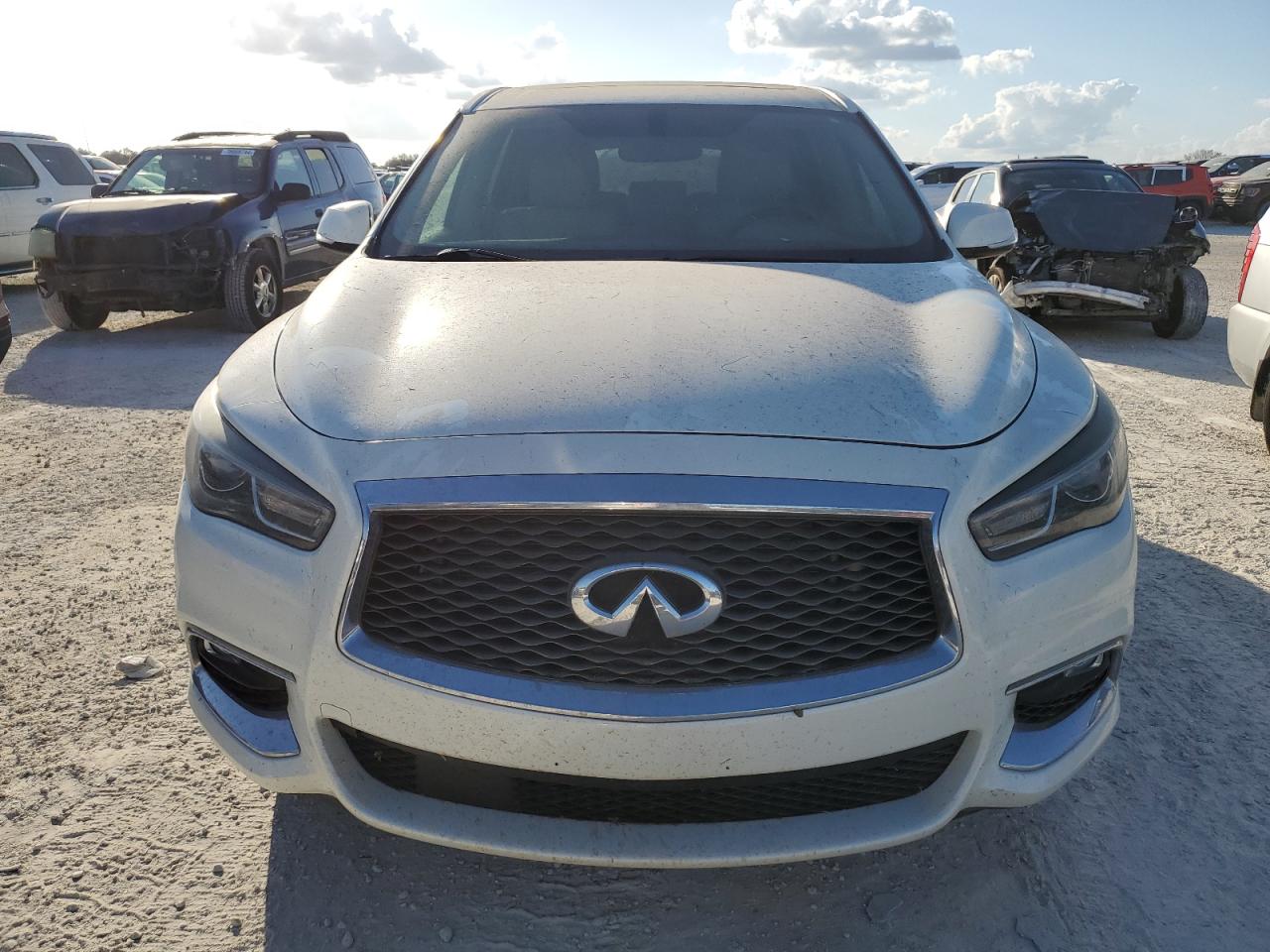 2018 Infiniti QX60 - Image 5