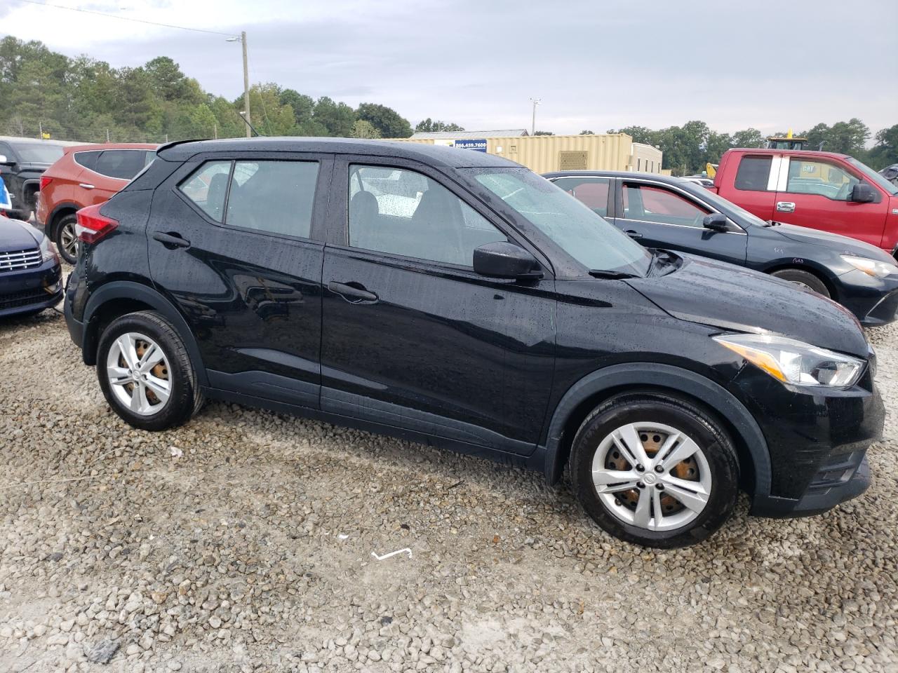 2020 Nissan Kicks - Image 4