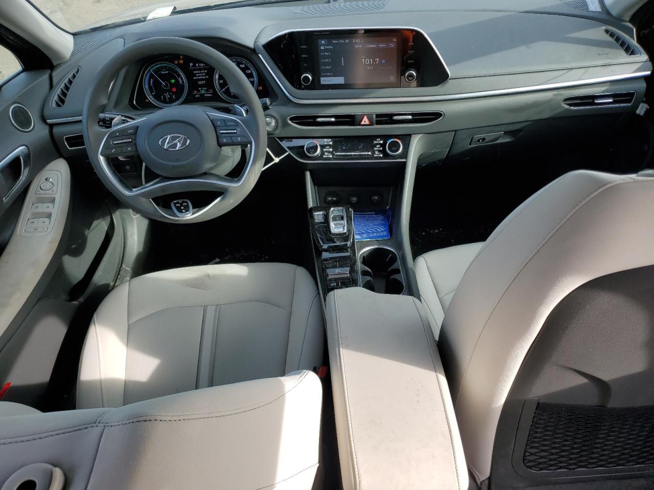2023 Hyundai Sonata - Image 8