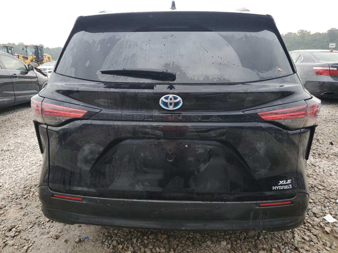 2022 Toyota Sienna - Image 6