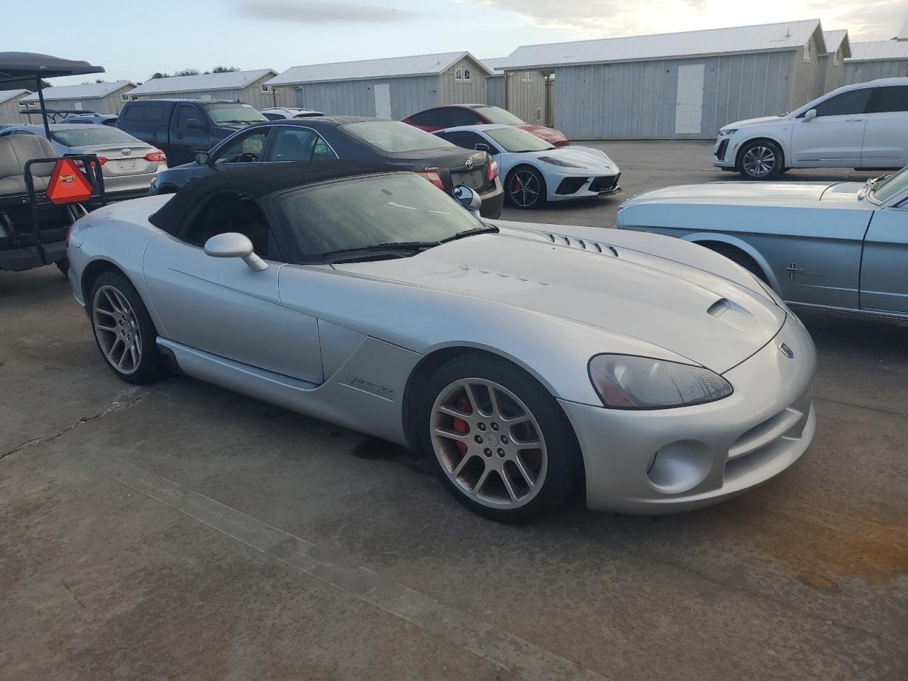 2004 Dodge Viper - Image 4