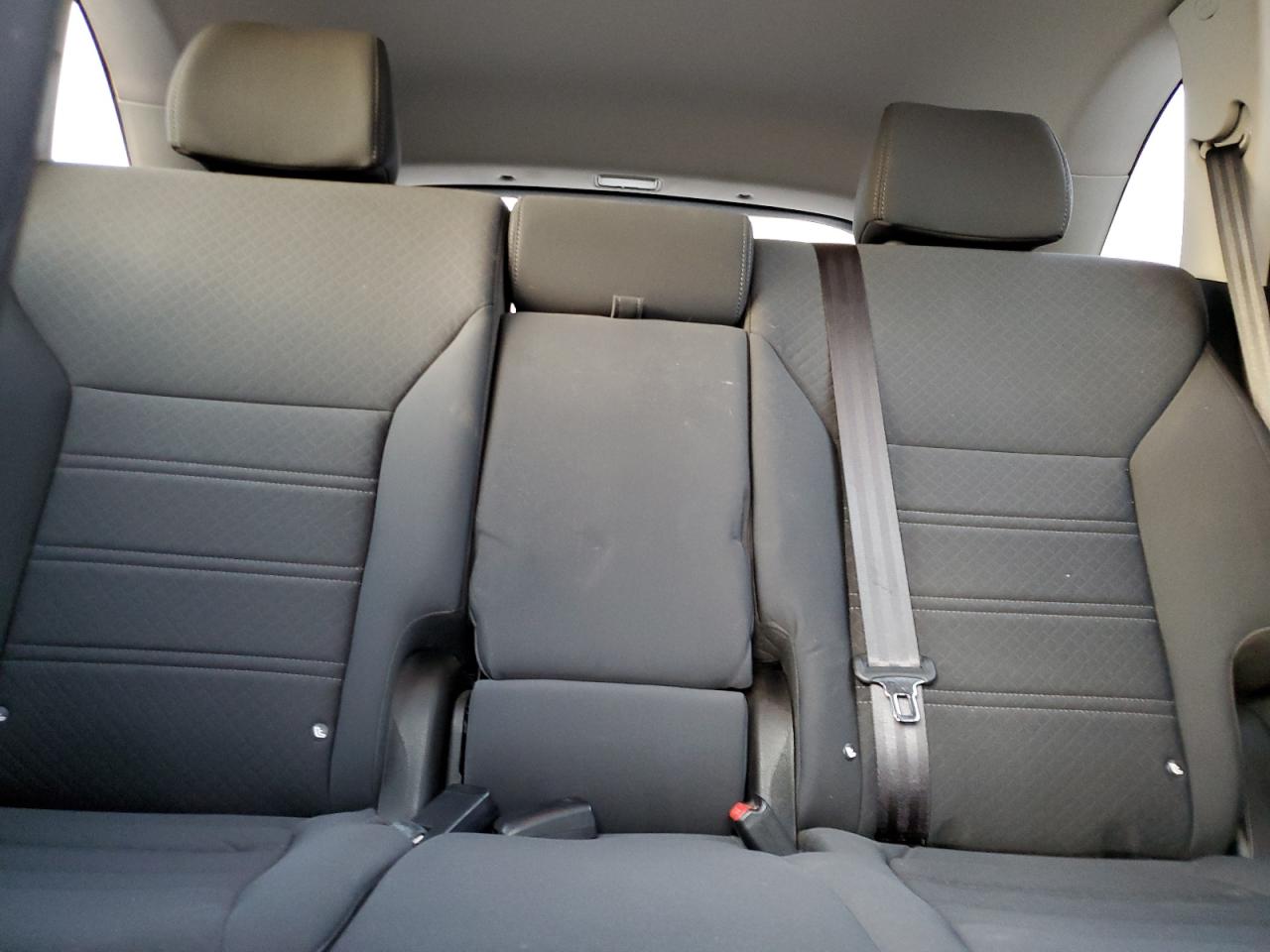 2016 Kia Sorento - Image 10
