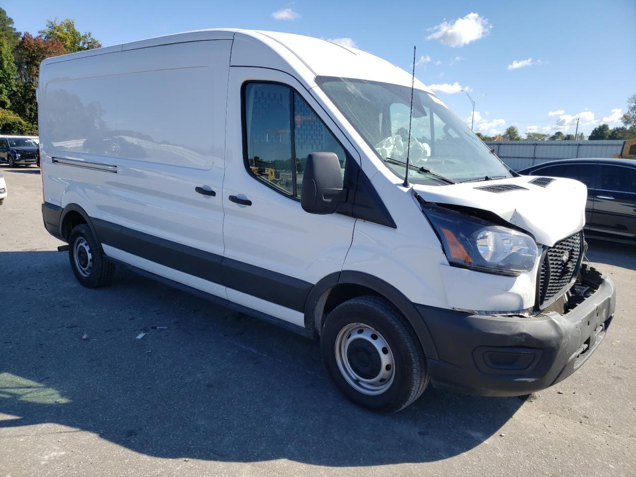 VIN 1FTBR1C83NKA20924 2022 FORD TRANSIT no.4