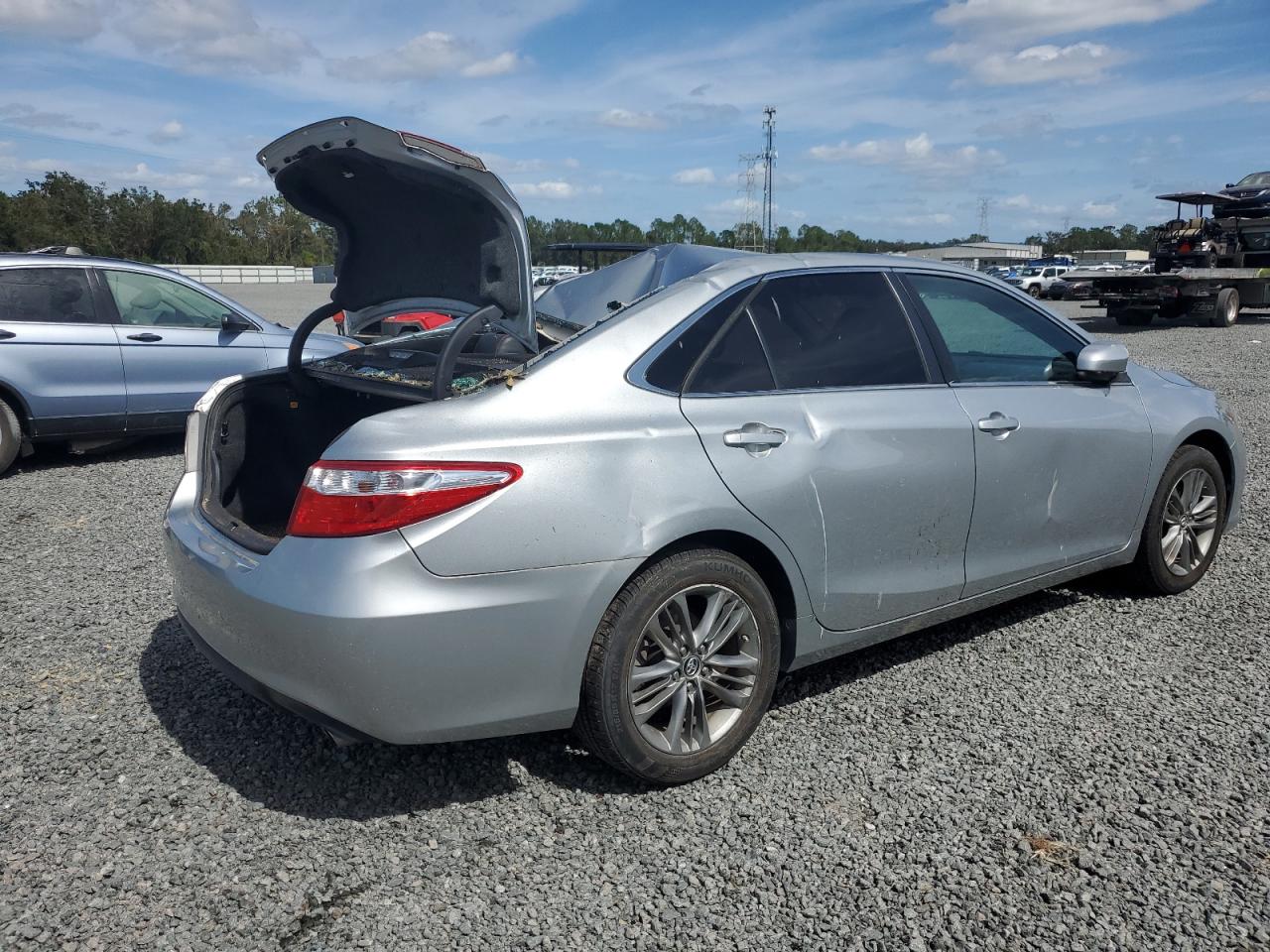 2017 Toyota Camry - Image 3