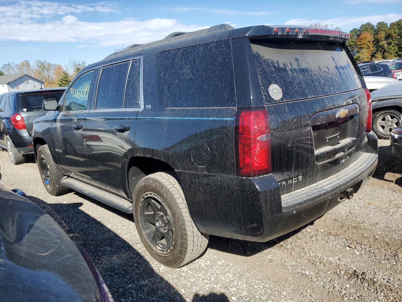 1GNSKAKC0FR265786 2015 CHEVROLET TAHOE - Image 2