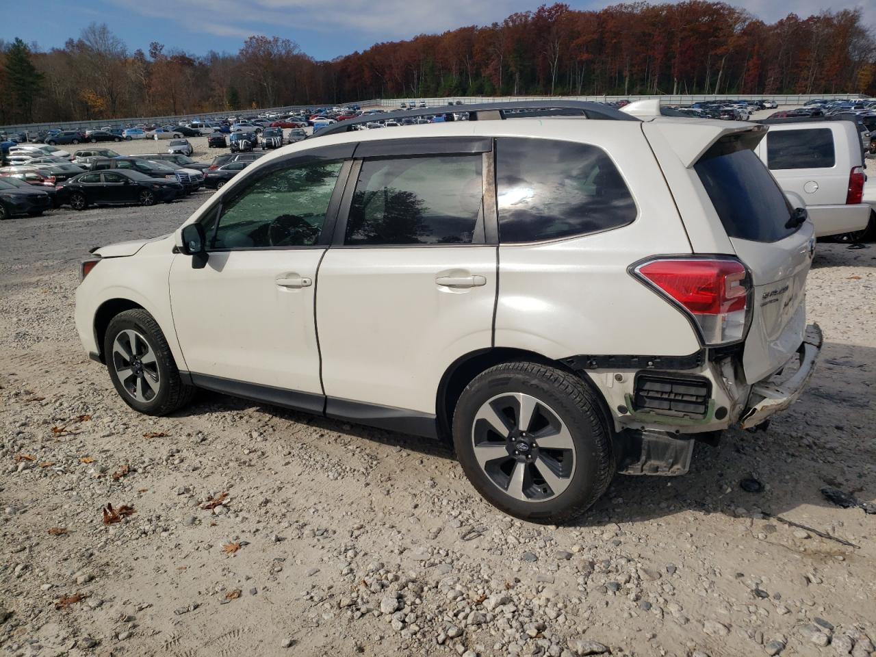 2018 Subaru Forester - Image 2
