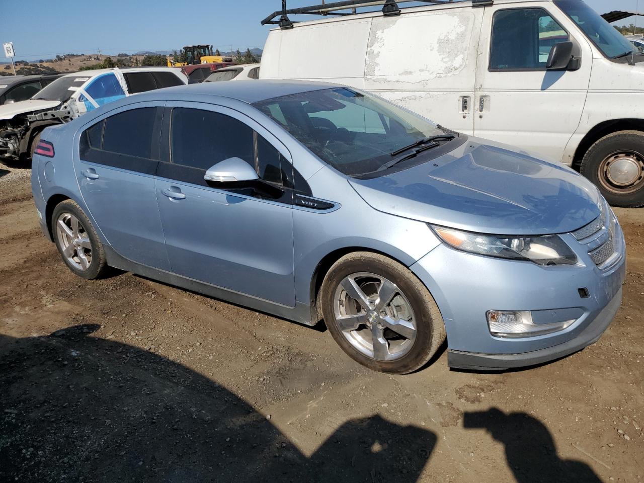 2013 Chevrolet Volt - Image 4