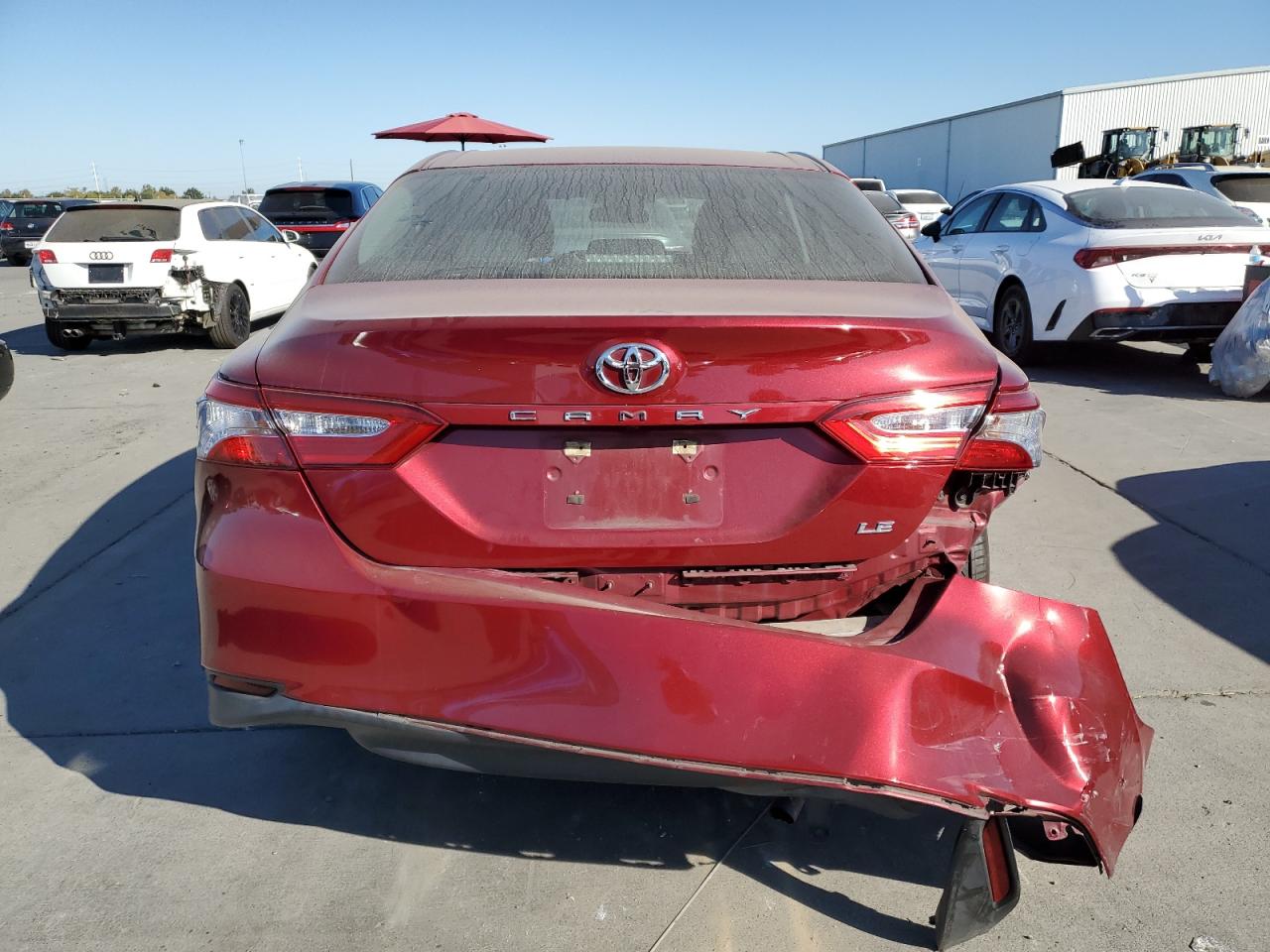 VIN 4T1B11HK0JU644170 2018 TOYOTA CAMRY no.6