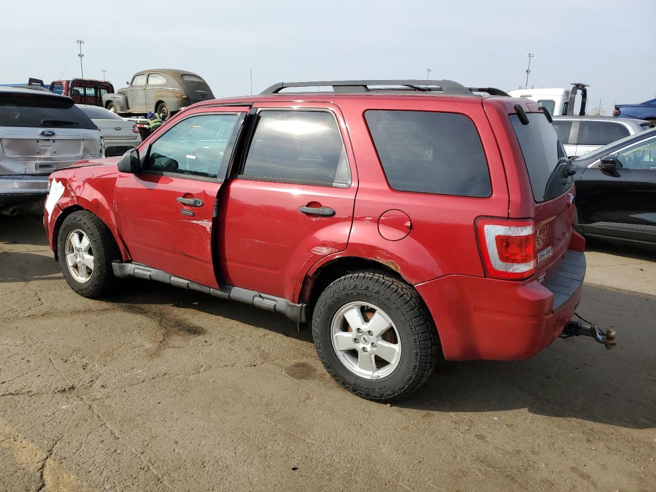 2011 Ford Escape - Image 2
