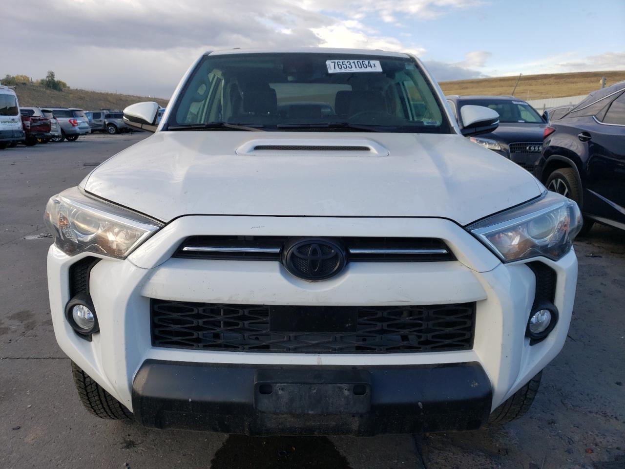 2020 Toyota 4Runner - Image 4