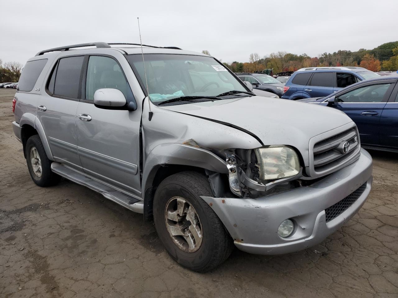2004 Toyota Sequoia - Image 4